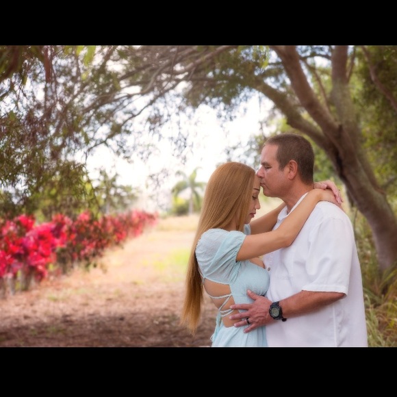 🏝️OHANA means family🌴🌺 Family is Forever 🌺 - Picture 4 of 17